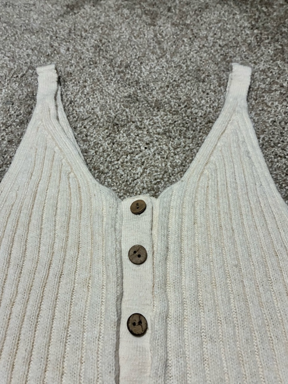 Cream Ribbed Button-Front Knit Tank Top - Picture 2 of 3